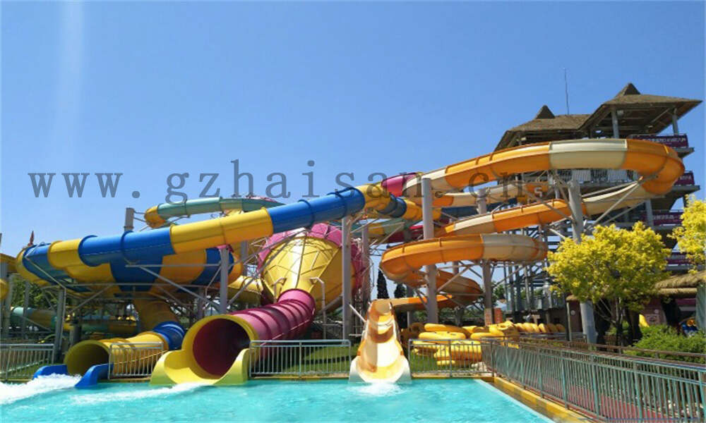 如何设计具有国际化元素的水上乐园？