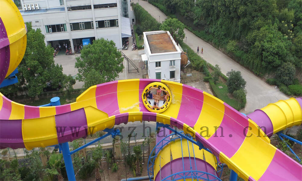 巧用水上乐园设备搭配，打造受欢迎的园子