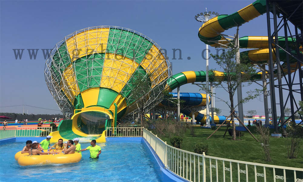 水上游乐设备厂家的定制能力如何？